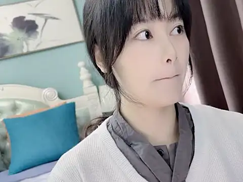 sarah111 online show from 11/05/25, 02:44