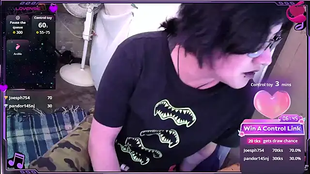 Snapshot of Ftm_Bunny chatting on 02/25/26, 10:25 Ftm Bunny online show from 02/25/26, 10:25