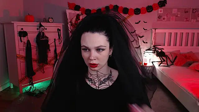 Michela Fruet online show from 10/29/25, 01:08