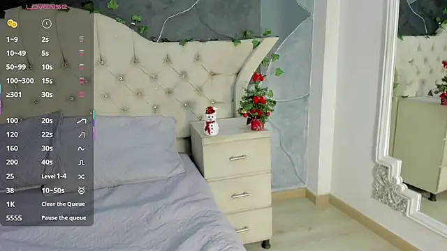 AmbarFoxx  online show from 11/30/25, 10:47