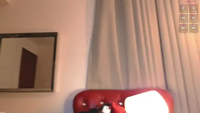 PrincePoppy online show from 10/09/25, 08:40