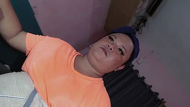 fallen angel08 online show from 12/15/25, 04:39