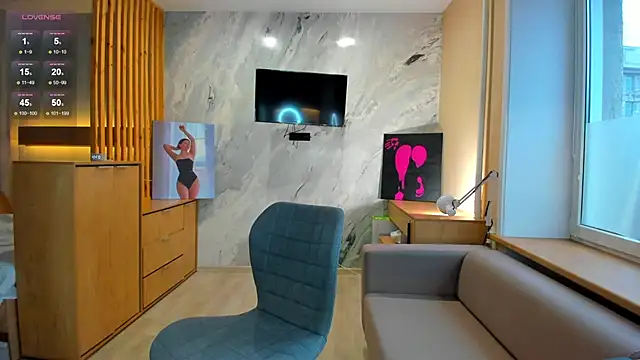 miss bubbles  online show from 09/12/25, 12:55