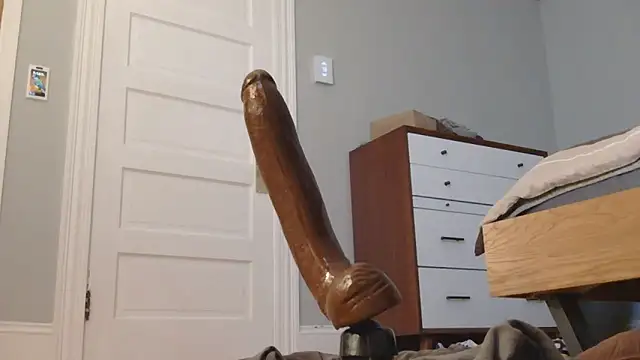 Snapshot of hungbottom603 chatting on 09/17/25, 11:17 hungbottom603 online show from 09/17/25, 11:17