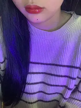 Snapshot of Linhtruong_ chatting on 02/20/26, 01:46 Linhtruong online show from 02/20/26, 01:46