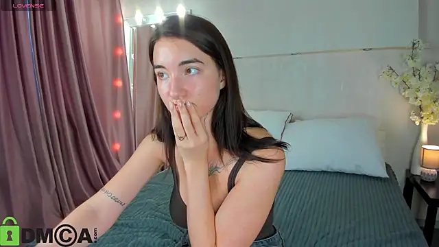 Adelina Bliss online show from 05/08/26, 09:25