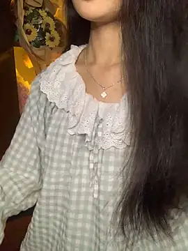 Nhinhi18 online show from 11/08/25, 03:23