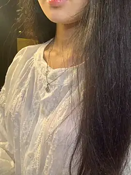 Nhinhi18 online show from 05/15/26, 03:19
