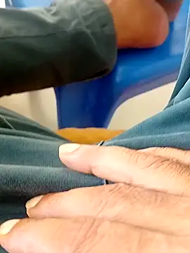 Snapshot of hackyourpussy@xh chatting on 11/05/25, 09:20 hackyourpussyxh online show from 11/05/25, 09:20