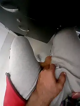 Snapshot of hackyourpussy@xh chatting on 11/29/25, 02:14 hackyourpussyxh online show from 11/29/25, 02:14