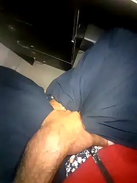 Snapshot of hackyourpussy@xh chatting on 11/30/25, 01:20 hackyourpussyxh online show from 11/30/25, 01:20