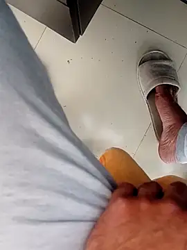 Snapshot of hackyourpussy@xh chatting on 02/05/26, 06:51 hackyourpussyxh online show from 02/05/26, 06:51