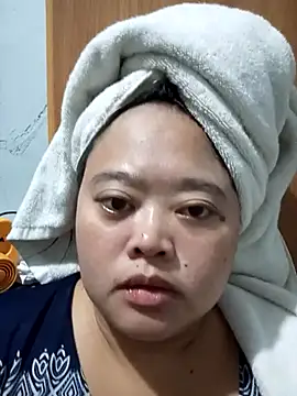 sweetbigtits19 online show from 04/25/26, 09:45