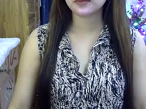 Snapshot of Obonti_2000 chatting on 02/06/26, 05:16 Obonti 2000 online show from 02/06/26, 05:16