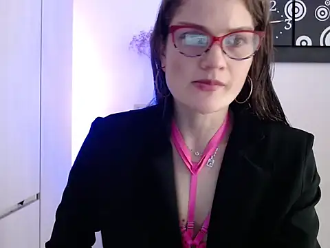 Camila-ventura online show from 10/11/25, 02:15