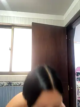 lucy grey25 online show from 10/25/25, 02:46