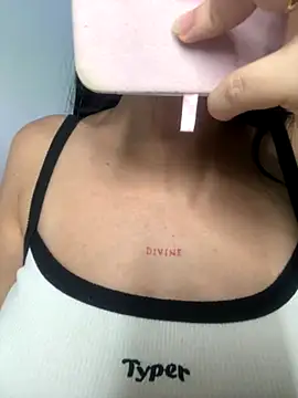 lucy grey25 online show from 11/09/25, 07:12