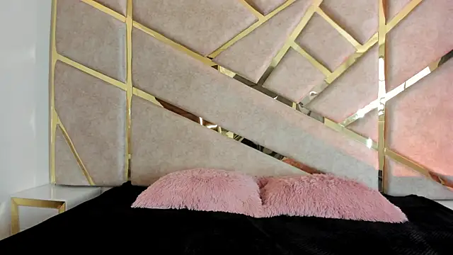 Zafiro claire online show from 10/04/25, 05:55