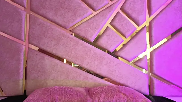 Zafiro claire online show from 11/15/25, 06:48