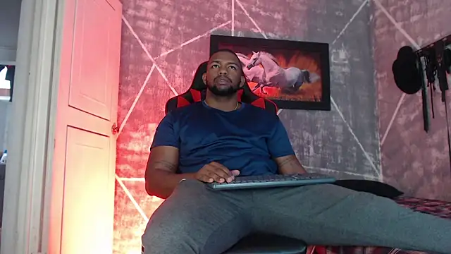 big blackmen19 online show from 11/18/25, 05:39