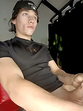 Snapshot of Logan_sixxer chatting on 02/06/26, 08:56 Logan sixxer online show from 02/06/26, 08:56