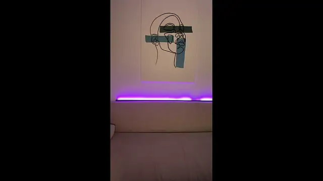 Snapshot of SoulNonNude chatting on 12/18/25, 11:49 SoulNonNude online show from 12/18/25, 11:49