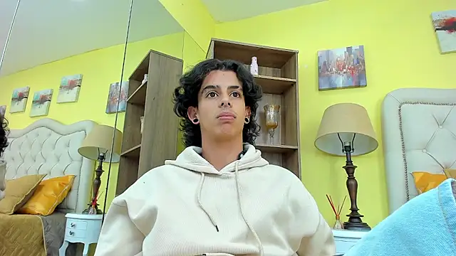 Ibratxandy online show from 10/17/25, 10:01