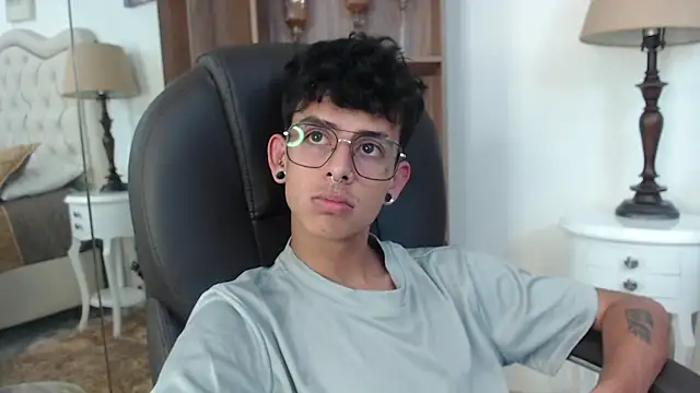 Ibratxandy online show from 04/24/26, 06:54
