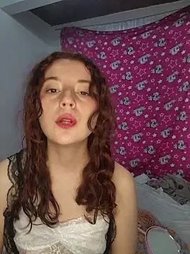 Snapshot of Sharon_Black chatting on 09/10/25, 01:00 Sharon Black online show from 09/10/25, 01:00