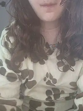 Snapshot of Sharon_Black chatting on 11/12/25, 02:06 Sharon Black online show from 11/12/25, 02:06