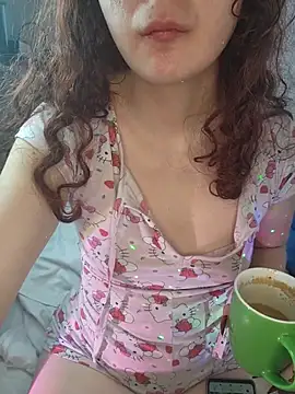 Snapshot of Sharon_Black chatting on 11/13/25, 02:38 Sharon Black online show from 11/13/25, 02:38