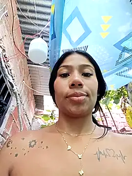 Snapshot of Rous-squir chatting on 09/16/25, 01:12 Rous-squir online show from 09/16/25, 01:12