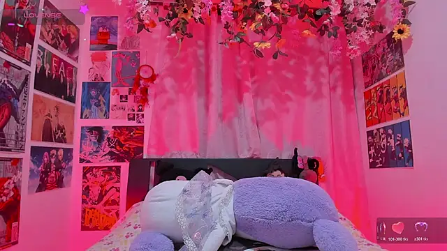 Snapshot of FluffyMelons chatting on 02/11/26, 10:59 FluffyMelons online show from 02/11/26, 10:59