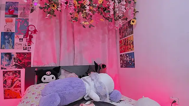 Snapshot of FluffyMelons chatting on 03/05/26, 11:01 FluffyMelons online show from 03/05/26, 11:01