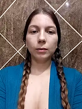 Arianna Moss online show from 10/22/25, 02:45