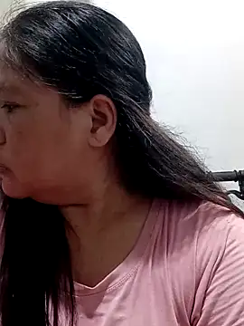 Snapshot of pinay_labb chatting on 06/02/26, 02:13 pinay labb online show from 06/02/26, 02:13