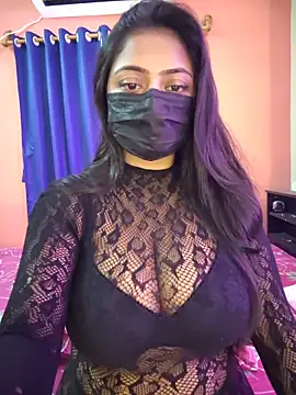 Snapshot of Ishu_Lovee chatting on 06/18/26, 03:40 Ishu Lovee online show from 06/18/26, 03:40