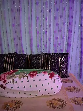 Snapshot of Ishu_Lovee chatting on 07/27/26, 06:31 Ishu Lovee online show from 07/27/26, 06:31