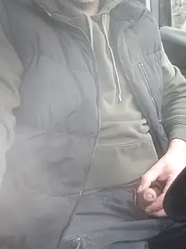 Snapshot of cazzoweb chatting on 03/21/26, 05:05 cazzoweb online show from 03/21/26, 05:05