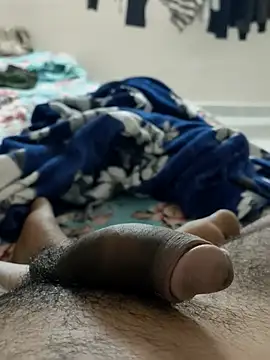 Snapshot of Bull54321 chatting on 11/28/25, 11:02 Bull54321 online show from 11/28/25, 11:02