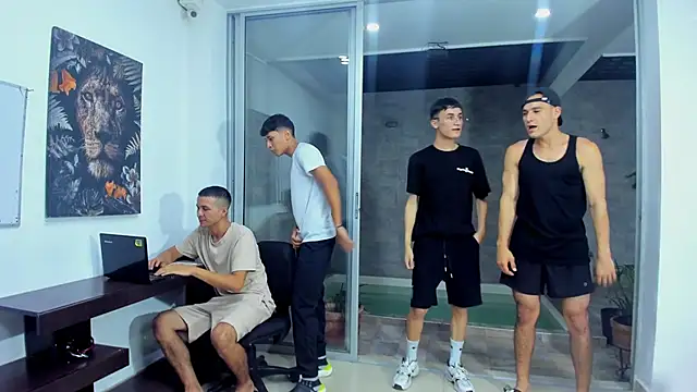 Snapshot of Crazymen_hot chatting on 09/15/25, 02:11 Crazymen hot online show from 09/15/25, 02:11