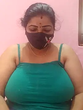 lathikaqueentamil online show from 09/17/25, 03:30