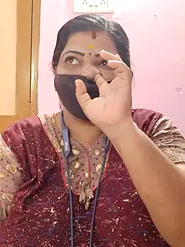 lathikaqueentamil online show from 09/29/25, 10:03