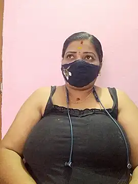 lathikaqueentamil online show from 09/30/25, 04:45