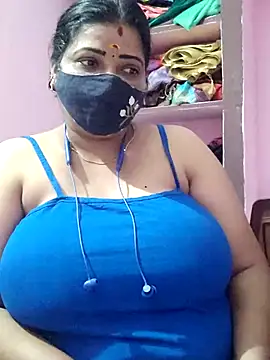 lathikaqueentamil online show from 11/11/25, 02:11