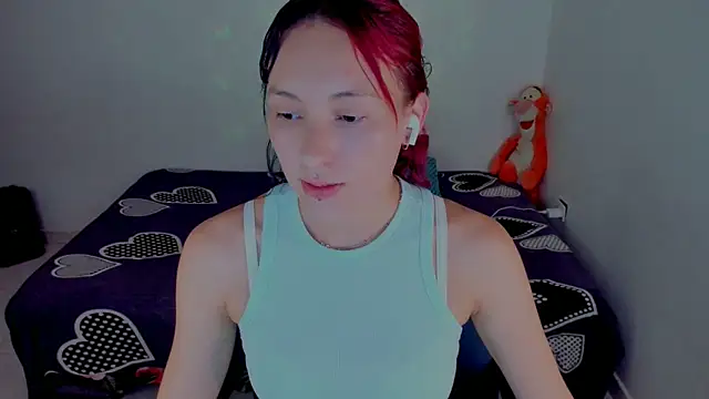 Snapshot of Madison_charlotte chatting on 03/09/26, 02:43 Madison charlotte online show from 03/09/26, 02:43