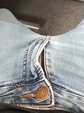 Snapshot of Ajayy01 chatting on 12/03/25, 11:19 Ajayy01 online show from 12/03/25, 11:19