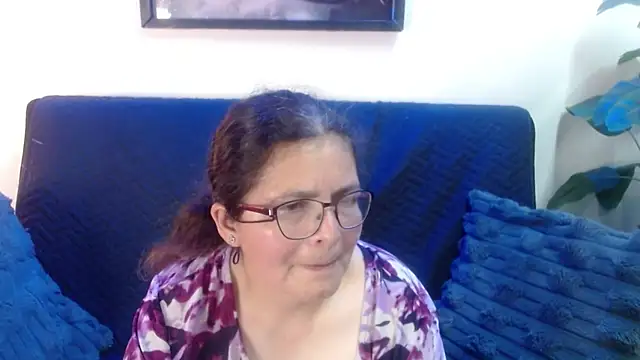 Linda banks  online show from 04/25/26, 01:52