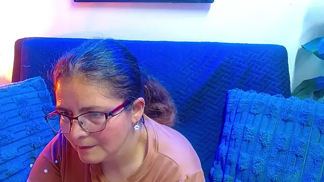 Linda banks  online show from 05/12/26, 01:03