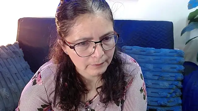 Linda banks  online show from 06/17/26, 01:52